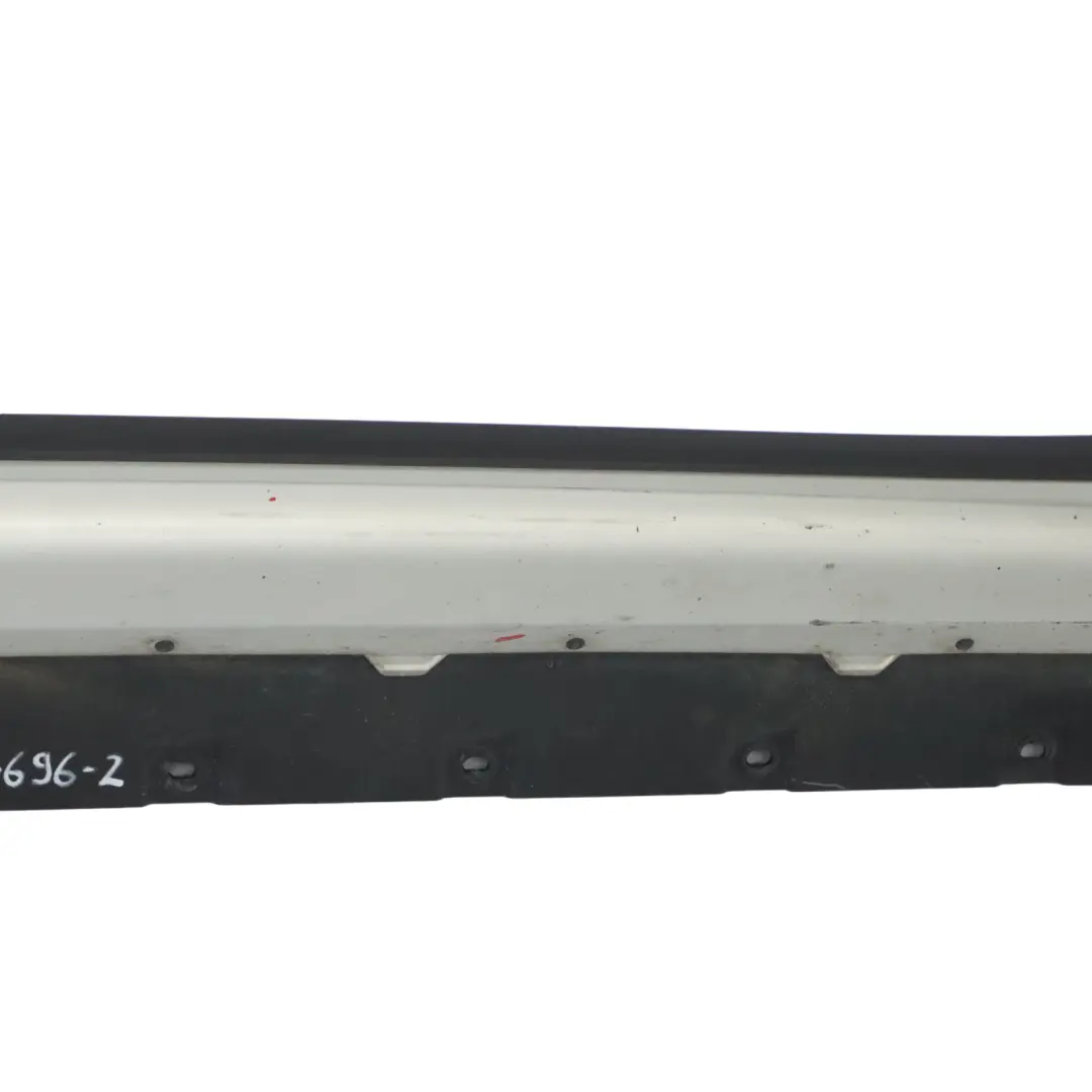 Mini Countryman F60 Gonna Laterale Destra Davanzale Porta Argento ALL4 - SKU 7467696-2 - Numero di parte 7467696