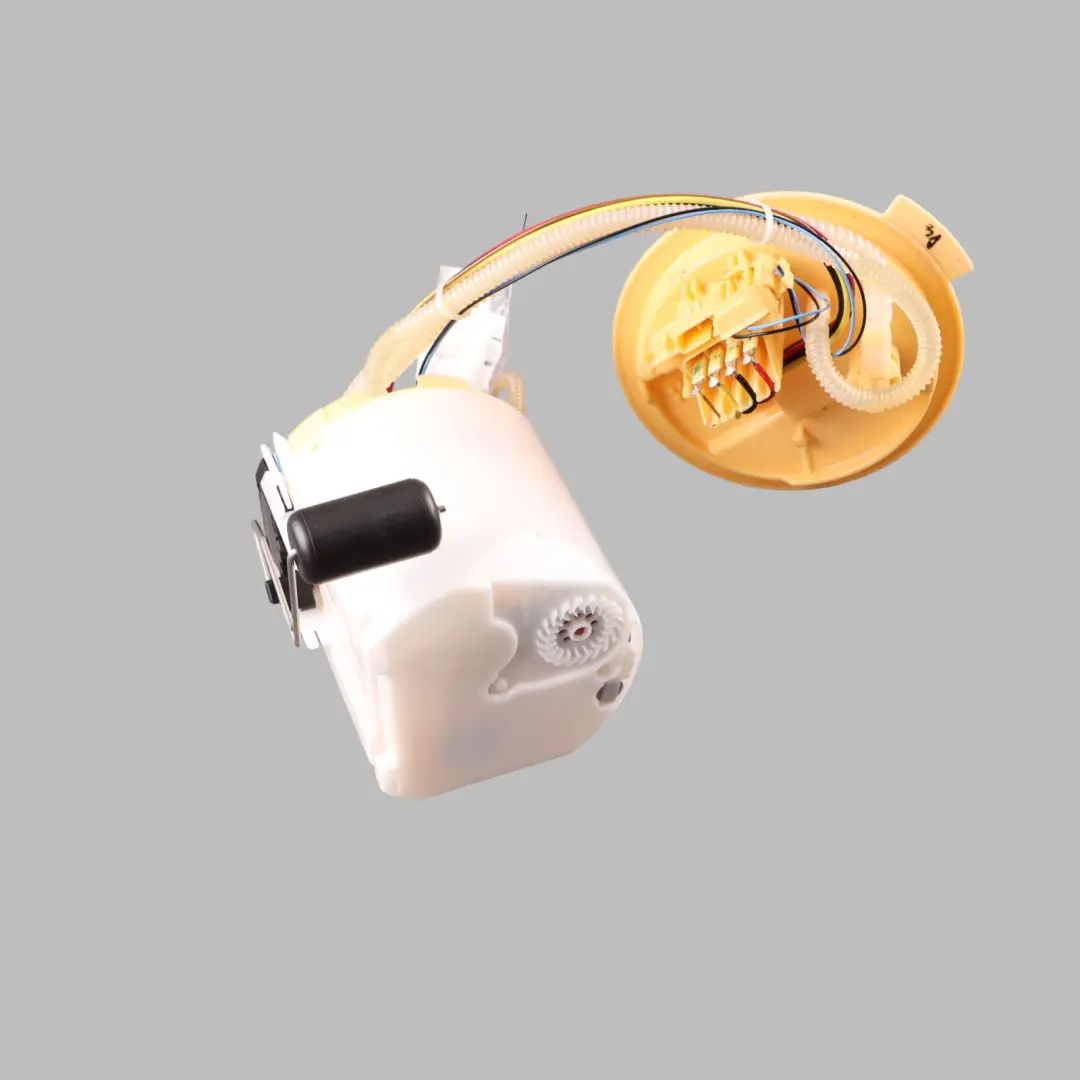 Pump BMW G20 G21 B47 B57 Diesel Sender Delivery Unit to Fuel with Part number 7473447 Fuel Pump BMW G20 G21 B47 B57 Diesel Sender Delivery Unit - SKU 7473447 - Part number 7473447