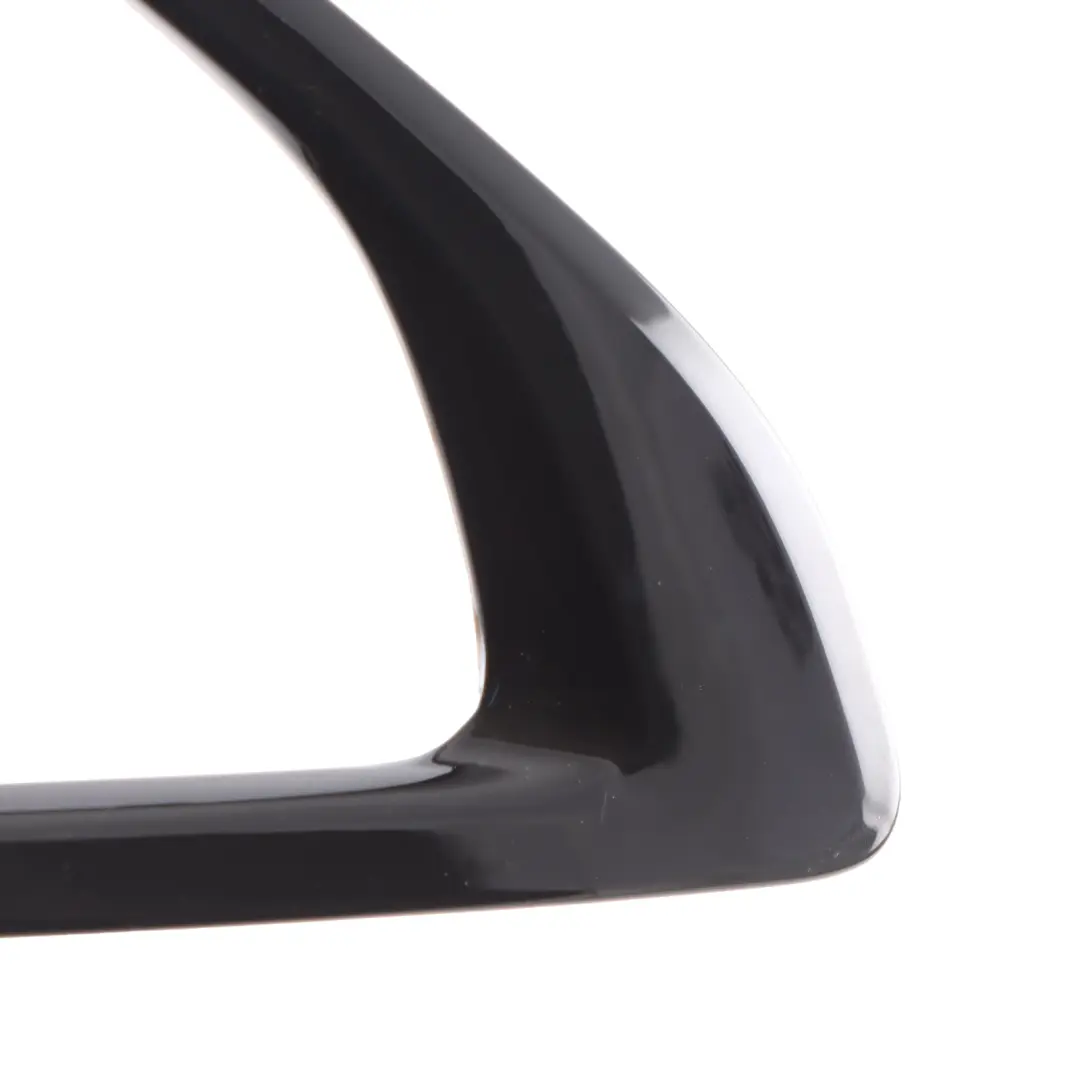 Acabado Ventana Lateral Trasera Izquierda Marco Alto Brillo para BMW F44 con número de pieza 7483185 BMW F44 Acabado Ventana Lateral Trasera Izquierda Marco Alto Brillo - SKU 7483185 - Número de pieza 7483185