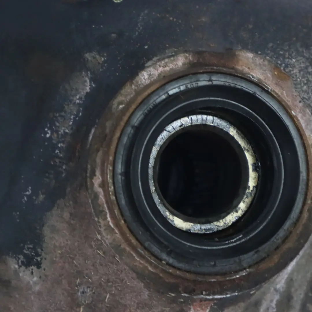 2.5si 3.0si N52N Differenziale Anteriore 4,44 7544477 GARANZIA per BMW X3 E83 LCI con numero di parte 7603002 BMW X3 E83 LCI 2.5si 3.0si N52N Differenziale Anteriore 4,44 7544477 GARANZIA - SKU 7603002 - Numero di parte 7603002