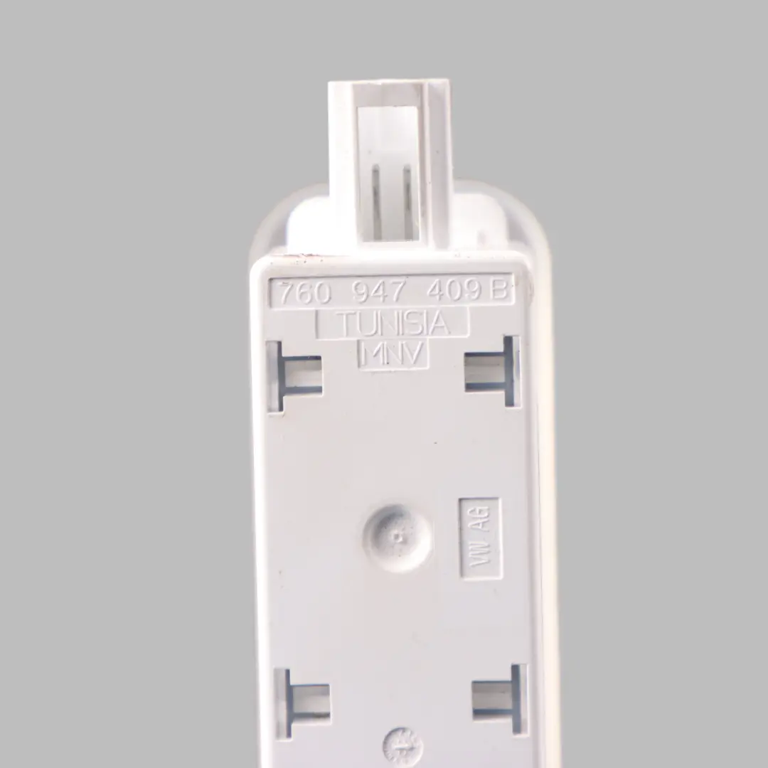 Trunk Rear Interior Light Lamp LED to VW Volkswagen Golf 8 Rear Tailgate with Part number 760947409B VW Volkswagen Golf 8 Rear Tailgate Trunk Rear Interior Light Lamp LED - SKU 760947409B - Part number 760947409B