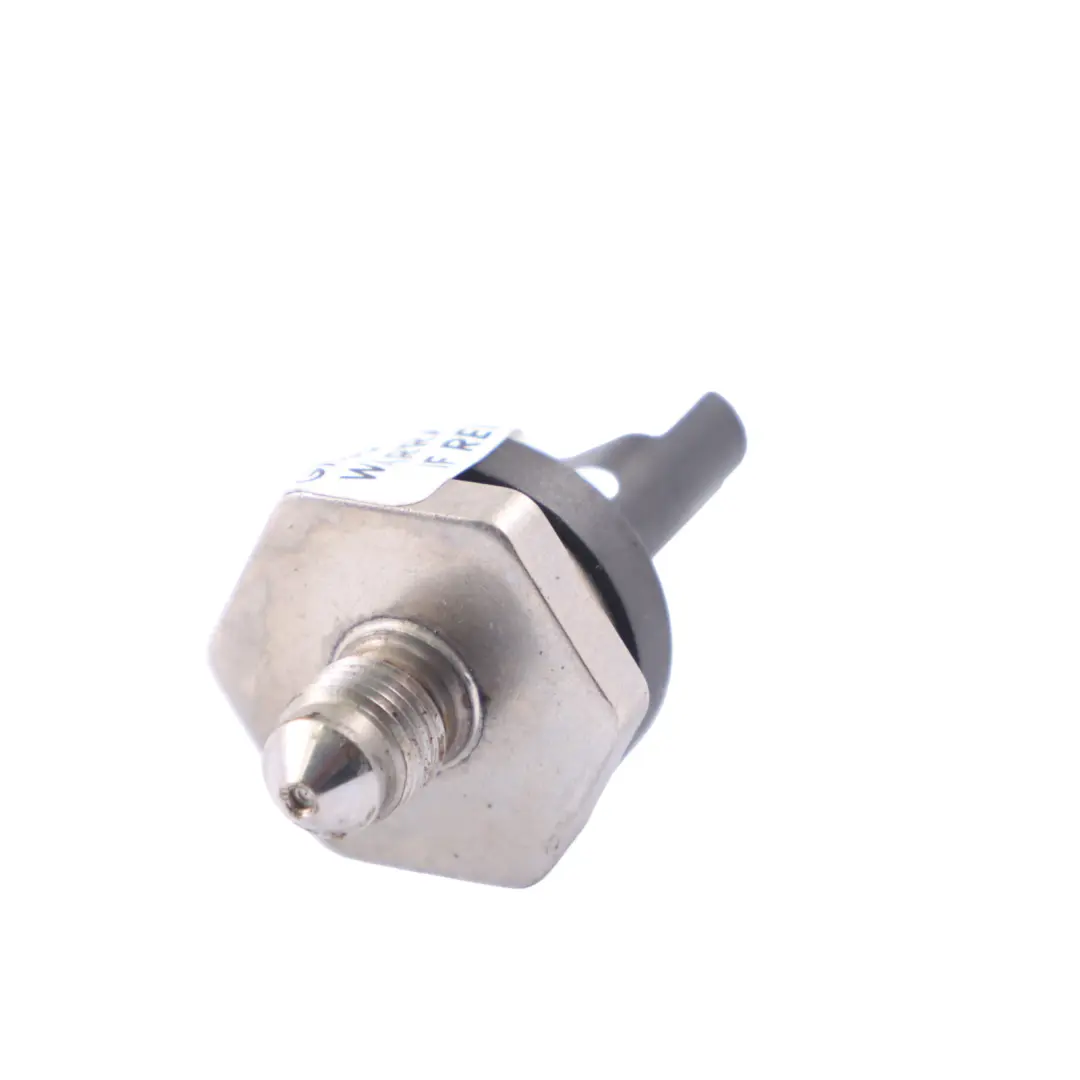 N54 Sensore linea alimentazione carburante 7622231 per BMW E82 E90 E91 E92 135i 335i con numero di parte 7558522 BMW E82 E90 E91 E92 135i 335i N54 Sensore linea alimentazione carburante 7622231 - SKU 7622751 - Numero di parte 7558522