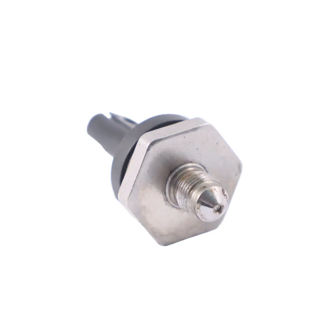 N54 Sensor línea alimentación combustible 7622231 para BMW E82 E90 E91 E92 135i 335i con número de pieza 7558522 BMW E82 E90 E91 E92 135i 335i N54 Sensor línea alimentación combustible 7622231 - SKU 7622751 - Número de pieza 7558522
