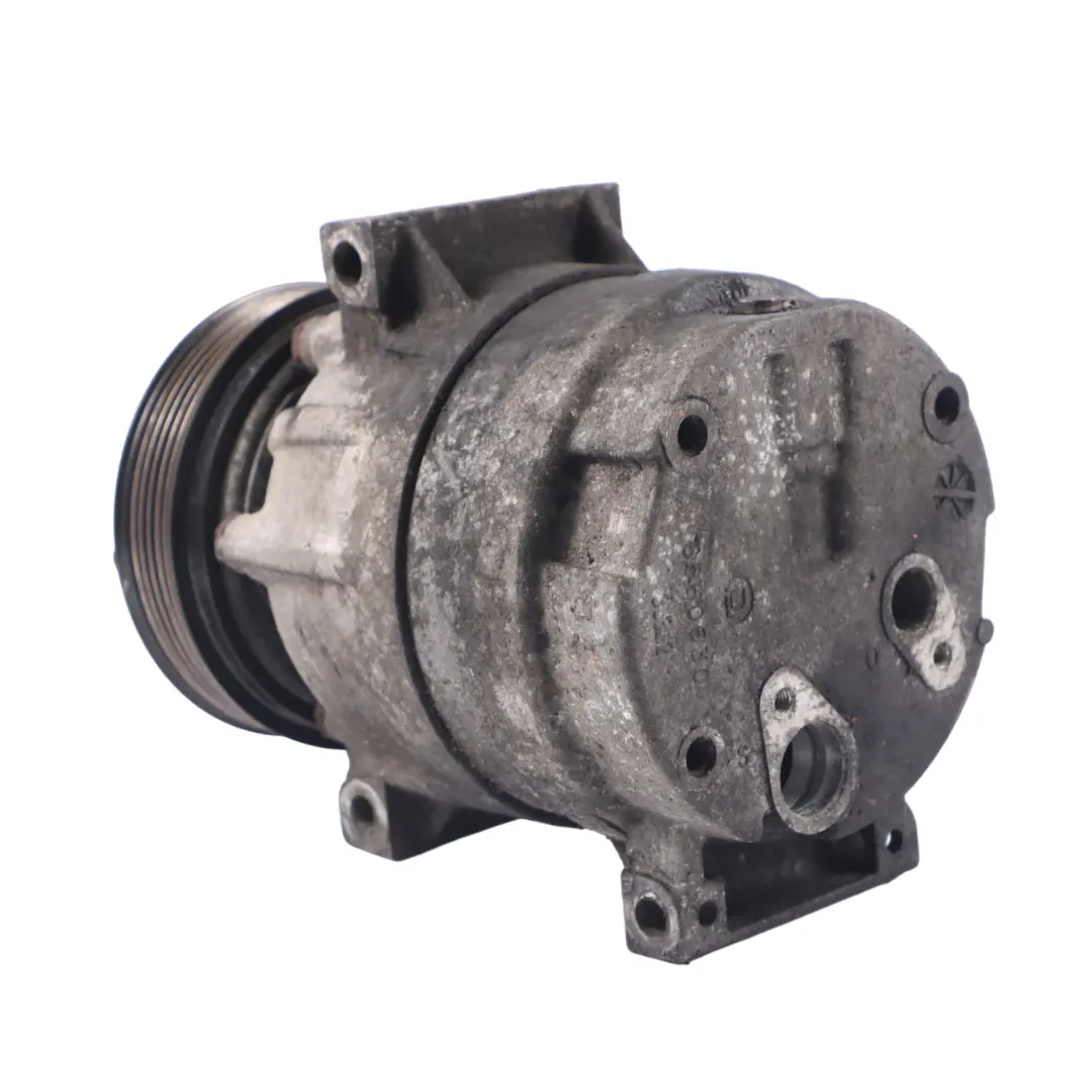 Sprężarka Klimatyzacji 8200454172 do Renault Trafic II Opel Vivaro A o numerze 7700105765 Renault Trafic II Opel Vivaro A Sprężarka Klimatyzacji 8200454172 - SKU 7700105765 - Numer Części 7700105765