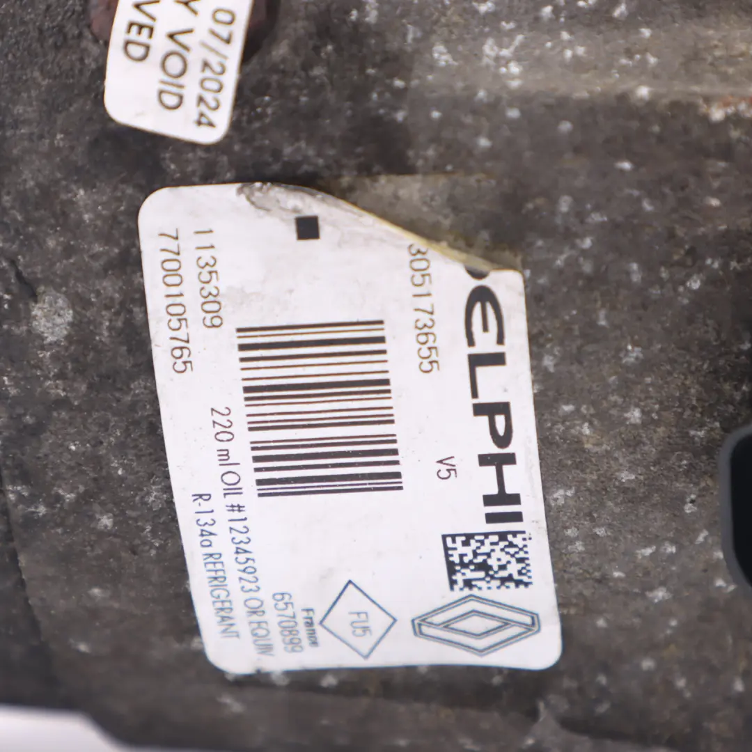 Compresor Aire Acondicionado Bomba para Renault Trafic II Opel Vivaro A con número de pieza 7700105765 Renault Trafic II Opel Vivaro A Compresor Aire Acondicionado Bomba - SKU 7700105765 - Número de pieza 7700105765