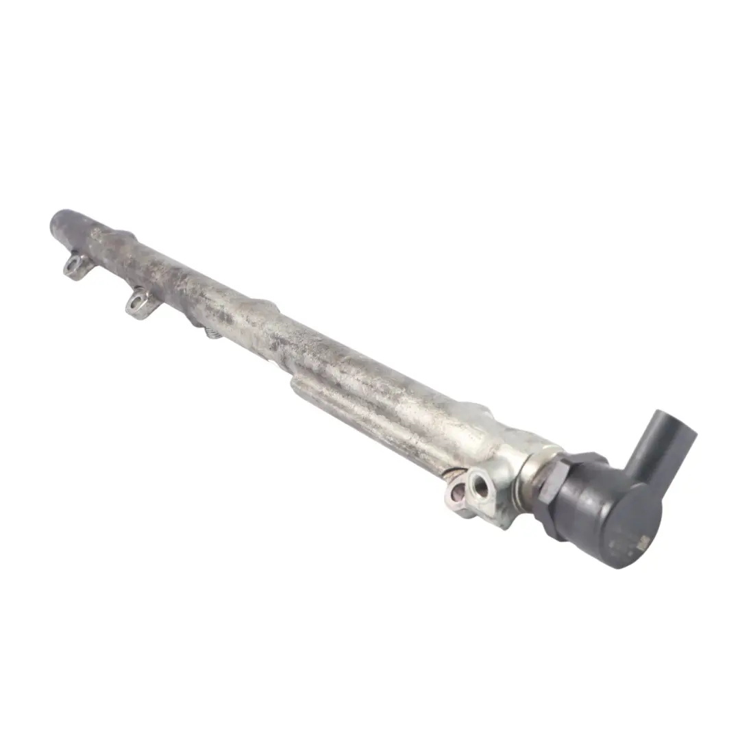 M57N Accumulateur de rail de pression de carburant pour BMW X3 X5 E60 E61 E65 E83 E53 à propos du numéro de pièce 7788679 BMW X3 X5 E60 E61 E65 E83 E53 M57N Accumulateur de rail de pression de carburant - SKU 7788679-2 - Numéro de pièce 7788679