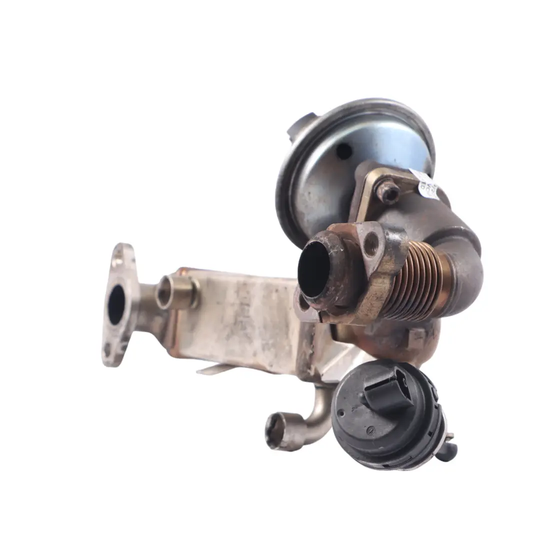 N47 2.0d Diesel Abgaskrümmer-AGR-Abgaskühler 7789790 für BMW X3 er E83 LCI mit Teilenummer 7805717 BMW X3 er E83 LCI N47 2.0d Diesel Abgaskrümmer-AGR-Abgaskühler 7789790 - SKU 7805717 - Teilenummer 7805717