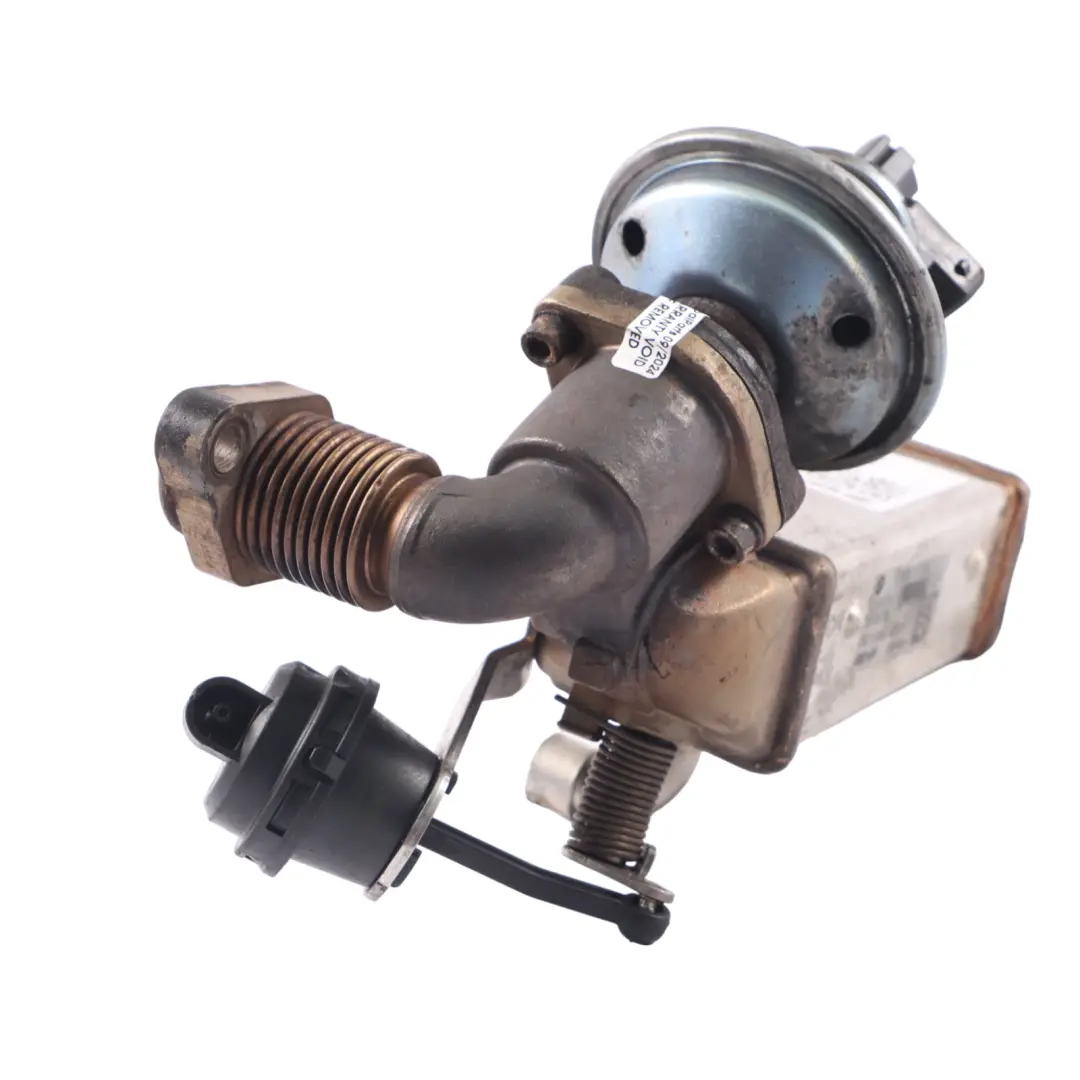 N47 2.0d Diesel Exhaust Manifold EGR Gas Cooler to BMW X3 E83 LCI with Part number 7805717 BMW X3 E83 LCI N47 2.0d Diesel Exhaust Manifold EGR Gas Cooler - SKU 7805717 - Part number 7805717