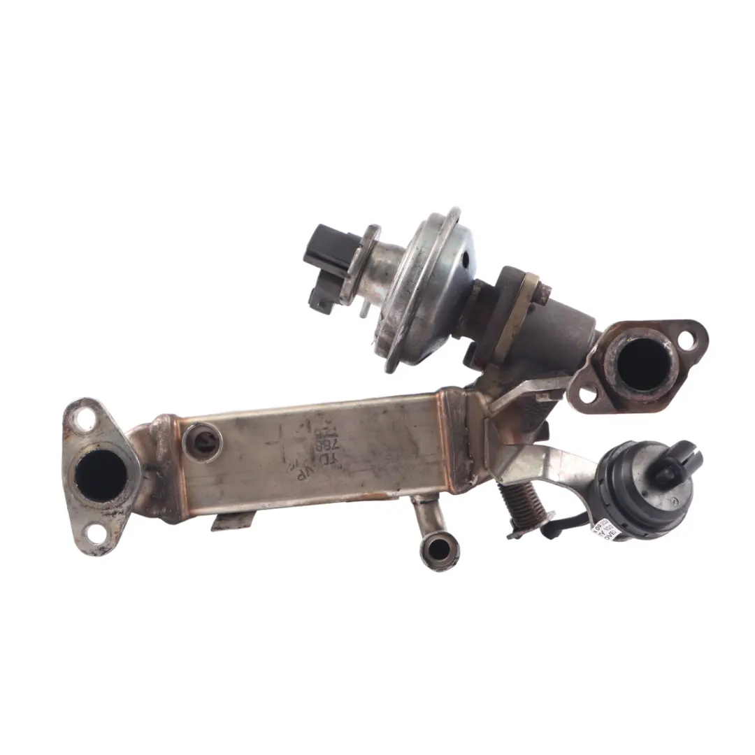 N47 2.0d Diesel Abgaskr?mmer-agr-abgask?hler 7789790 per BMW X3 E83 LCI con numero di parte 7805717 BMW X3 E83 LCI N47 2.0d Diesel Abgaskr?mmer-agr-abgask?hler 7789790 - SKU 7805717 - Numero di parte 7805717