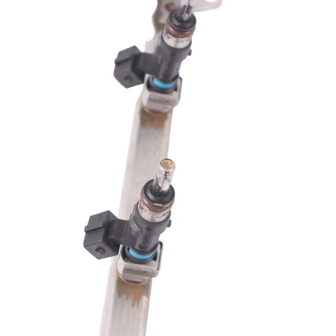 Tubo de inyección de combustible Rail Inyector para BMW E90 E92 E93 LCI M3 con número de pieza 7837284 BMW E90 E92 E93 LCI M3 Tubo de inyección de combustible Rail Inyector - SKU 7837284-1 - Número de pieza 7837284