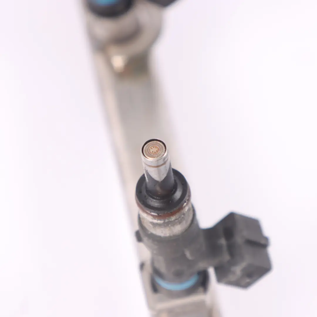 carburante Rail Iniezione Tubo Iniettore per BMW E90 E92 E93 LCI M3 Linea con numero di parte 7837284 BMW E90 E92 E93 LCI M3 Linea carburante Rail Iniezione Tubo Iniettore - SKU 7837284-1 - Numero di parte 7837284