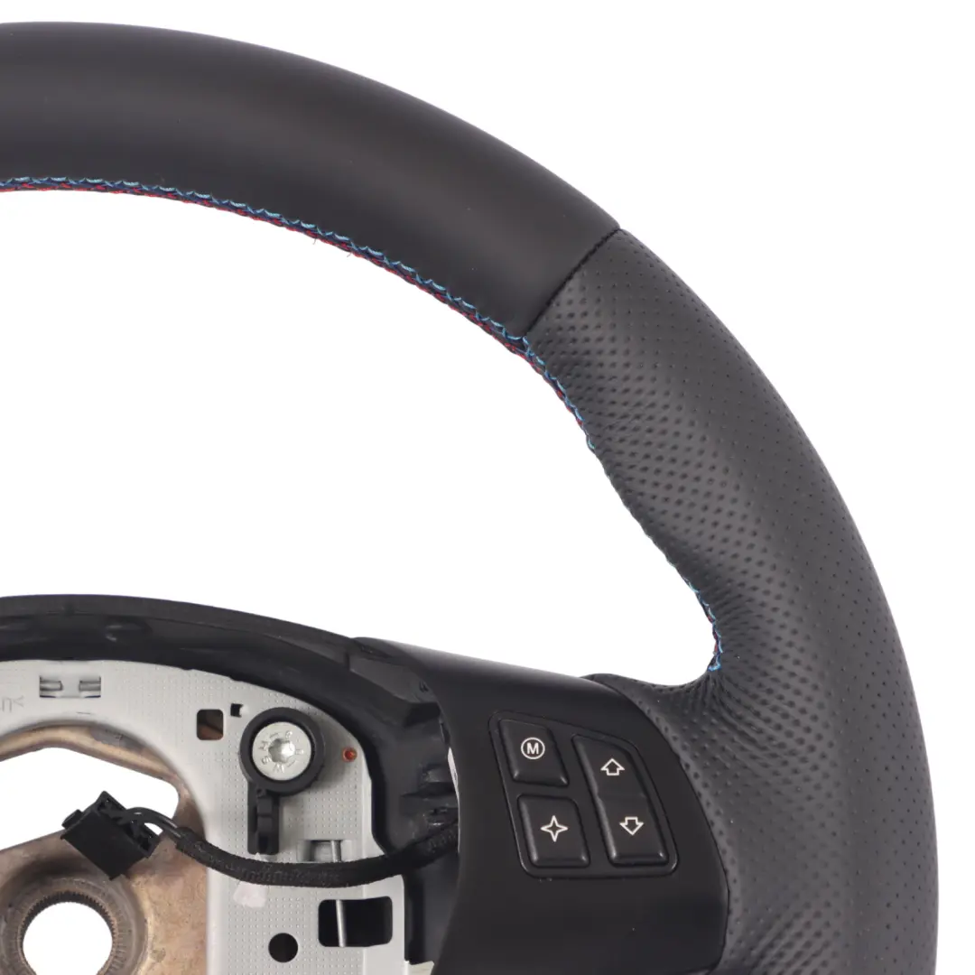 NUOVO Pelle Nera M Sport Spessa Multifunzione per Volante BMW E90 E92 E93 M3 con numero di parte 7839114 Volante BMW E90 E92 E93 M3 NUOVO Pelle Nera M Sport Spessa Multifunzione - SKU 7839114-4 - Numero di parte 7839114