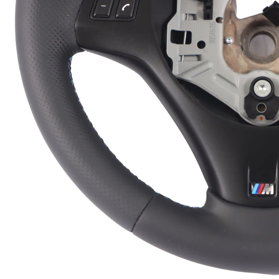 NUOVO Pelle Nera M Sport Spessa Multifunzione per Volante BMW E90 E92 E93 M3 con numero di parte 7839114 Volante BMW E90 E92 E93 M3 NUOVO Pelle Nera M Sport Spessa Multifunzione - SKU 7839114-4 - Numero di parte 7839114