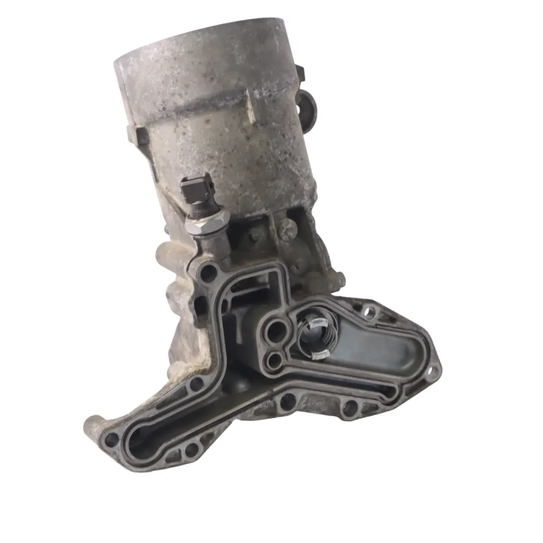 Motoröl Filter Gehäuse für BMW E90 E92 E93 mit Teilenummer 7841525 BMW E90 E92 E93 Motoröl Filter Gehäuse - SKU 7841525 - Teilenummer 7841525