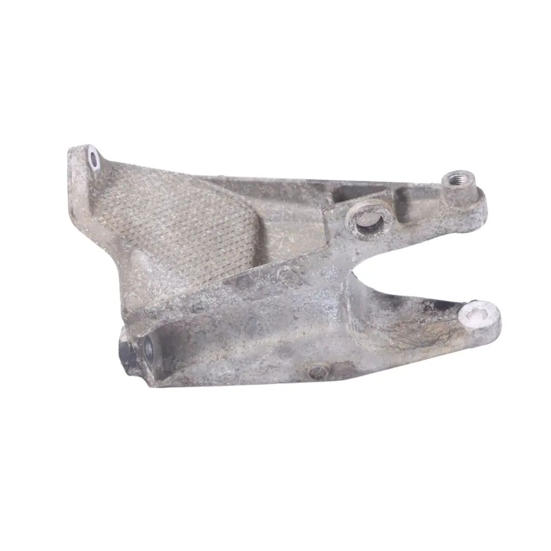 Volkswagen Transporter T5 Engine Support Mount Carrier Bracket Front - SKU 7E0199343 - Part number 7E0199343