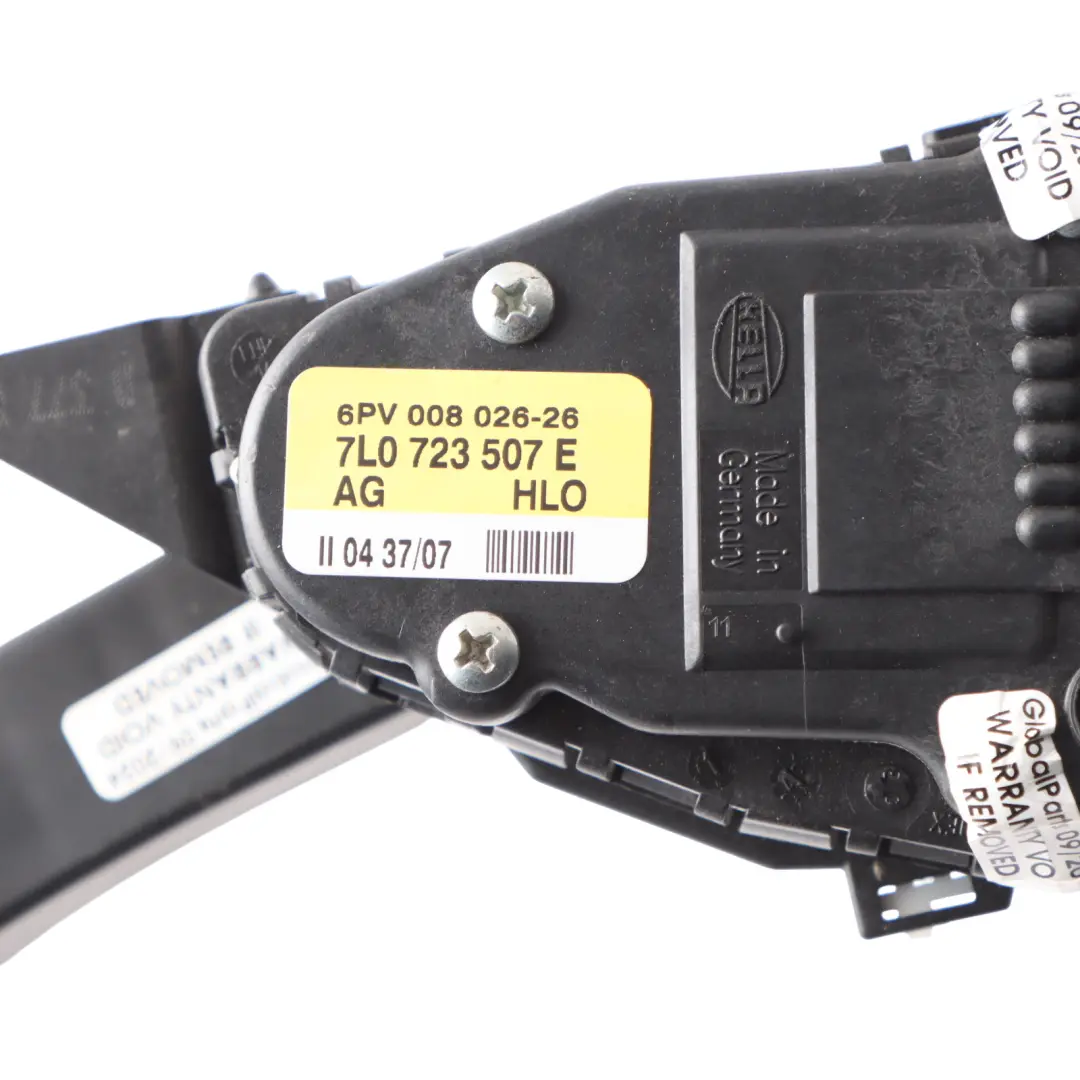 Throttle Pedal Accelerator Gas Pedal Assembly to Audi Q7 4L with Part number 7L0723507E Audi Q7 4L Throttle Pedal Accelerator Gas Pedal Assembly - SKU RHD-7L0723507E - Part number 7L0723507E