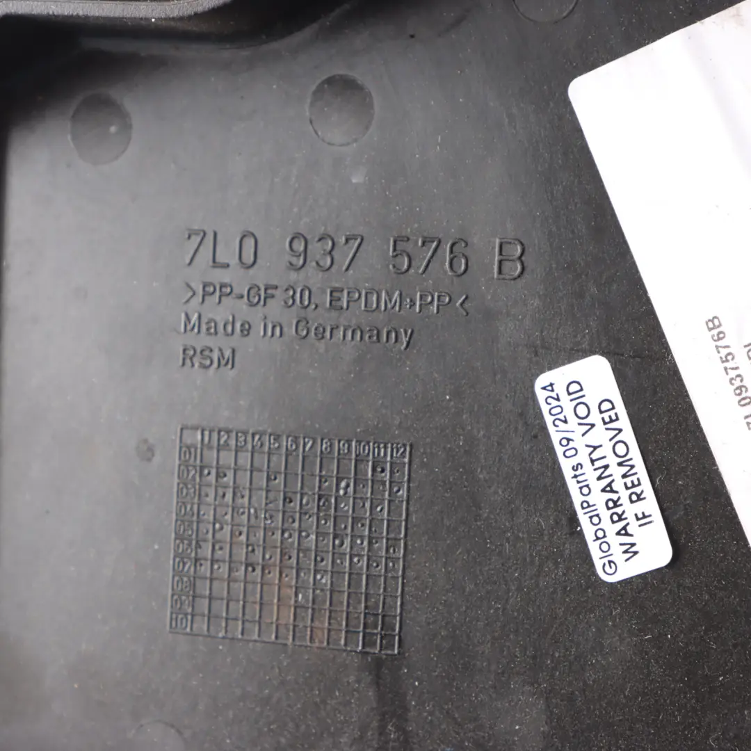 Panel embellecedor caja fusibles carcasa unidad eléctrica para Audi Q7 4L con número de pieza 7L0937576B Audi Q7 4L Panel embellecedor caja fusibles carcasa unidad eléctrica - SKU 7L0937576B - Número de pieza 7L0937576B