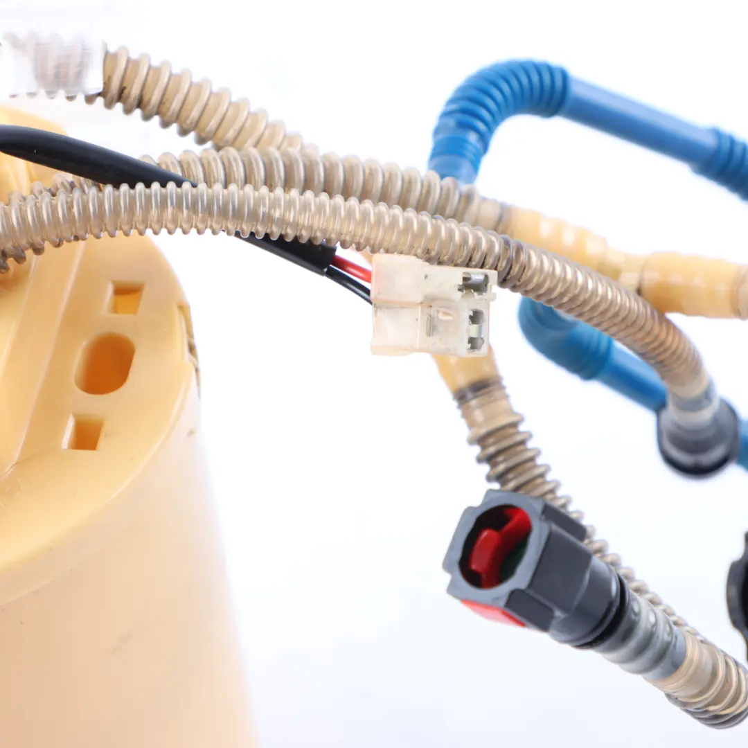 Kraftstoff Pumpe Lieferung Sender Rechts Einheit für Audi Q7 4L 4.2 TDI Diesel mit Teilenummer 7L6919088E Audi Q7 4L 4.2 TDI Diesel Kraftstoff Pumpe Lieferung Sender Rechts Einheit - SKU 7L6919088E - Teilenummer 7L6919088E