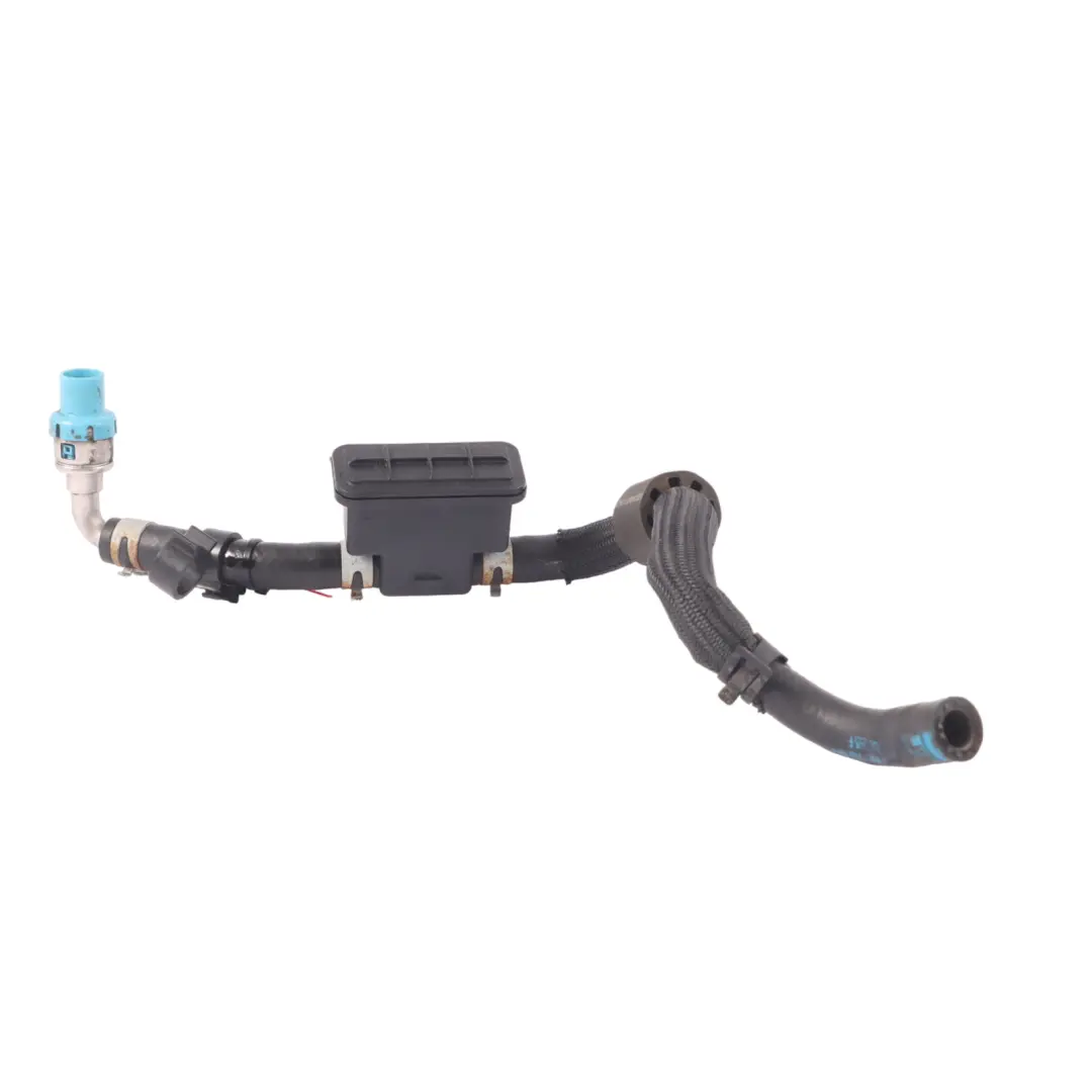 Unidad sensor presión de la manguera del tubo combustible para Audi Q3 8U con número de pieza 7N0127242 Audi Q3 8U Unidad sensor presión de la manguera del tubo combustible - SKU 7N0127242 - Número de pieza 7N0127242