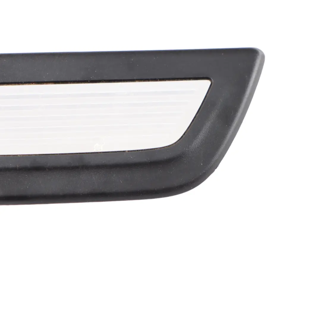 Entrada Trasera Embellecedor Tapa Izquierda Derecha para BMW X3 F25 M Sport con número de pieza 8050461 BMW X3 F25 M Sport Entrada Trasera Embellecedor Tapa Izquierda Derecha - SKU 8050461 - Número de pieza 8050461