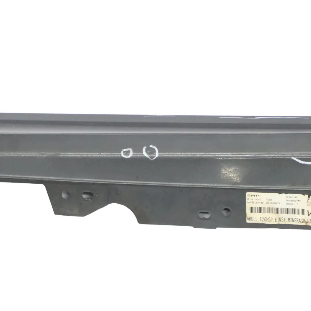 Bande Latérale M Sport Gauche Mineralgrau Grey Metallic - B39 pour BMW F20 à propos du numéro de pièce 8056815 BMW F20 Bande Latérale M Sport Gauche Mineralgrau Grey Metallic - B39 - SKU 8056815-MG2 - Numéro de pièce 8056815