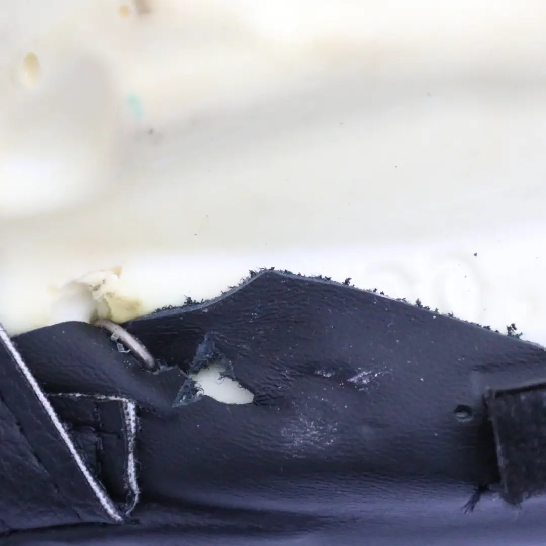 Funda Asiento Delantero BMW F80 M3 F82 M4 Sport Cojín Cuero Negro para con número de pieza 8058271 Funda Asiento Delantero BMW F80 M3 F82 M4 Sport Cojín Cuero Negro - SKU 8058271-1 - Número de pieza 8058271