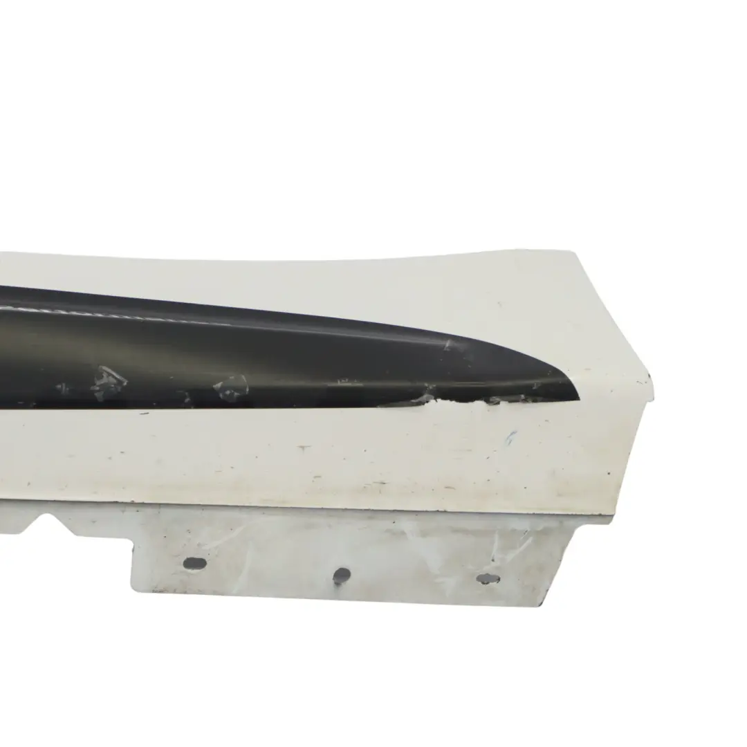BMW F32 F33 M Sport Bande de seuil latérale gauche Alpinweiss White - 300 - SKU 8060847-AW2 - Numéro de pièce 8060847