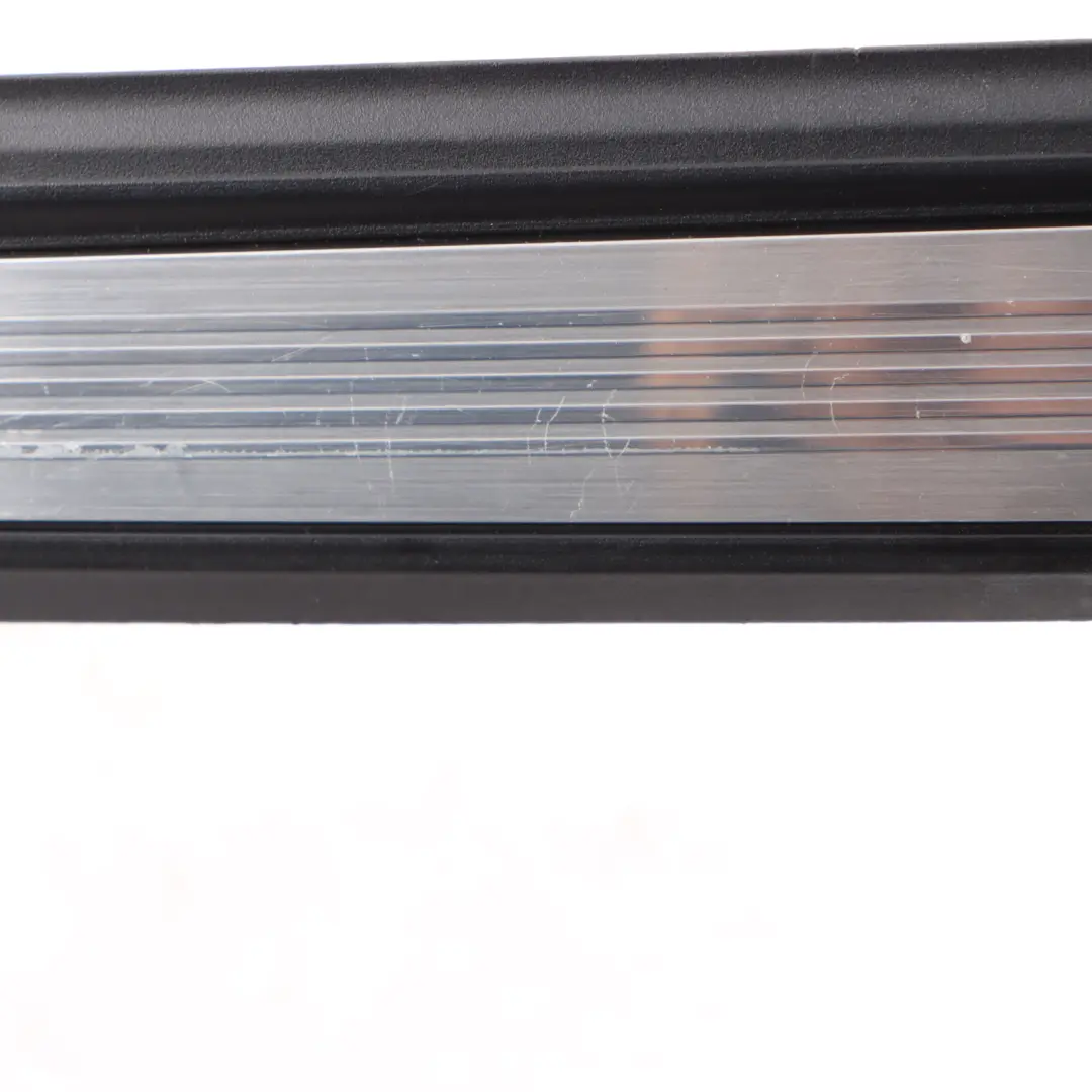 M140i Striscia Di Copertura Soglia Porta Sinistra Destra Set per BMW F21 LCI con numero di parte 8068491 BMW F21 LCI M140i Striscia Di Copertura Soglia Porta Sinistra Destra Set - SKU 8068491 - Numero di parte 8068491