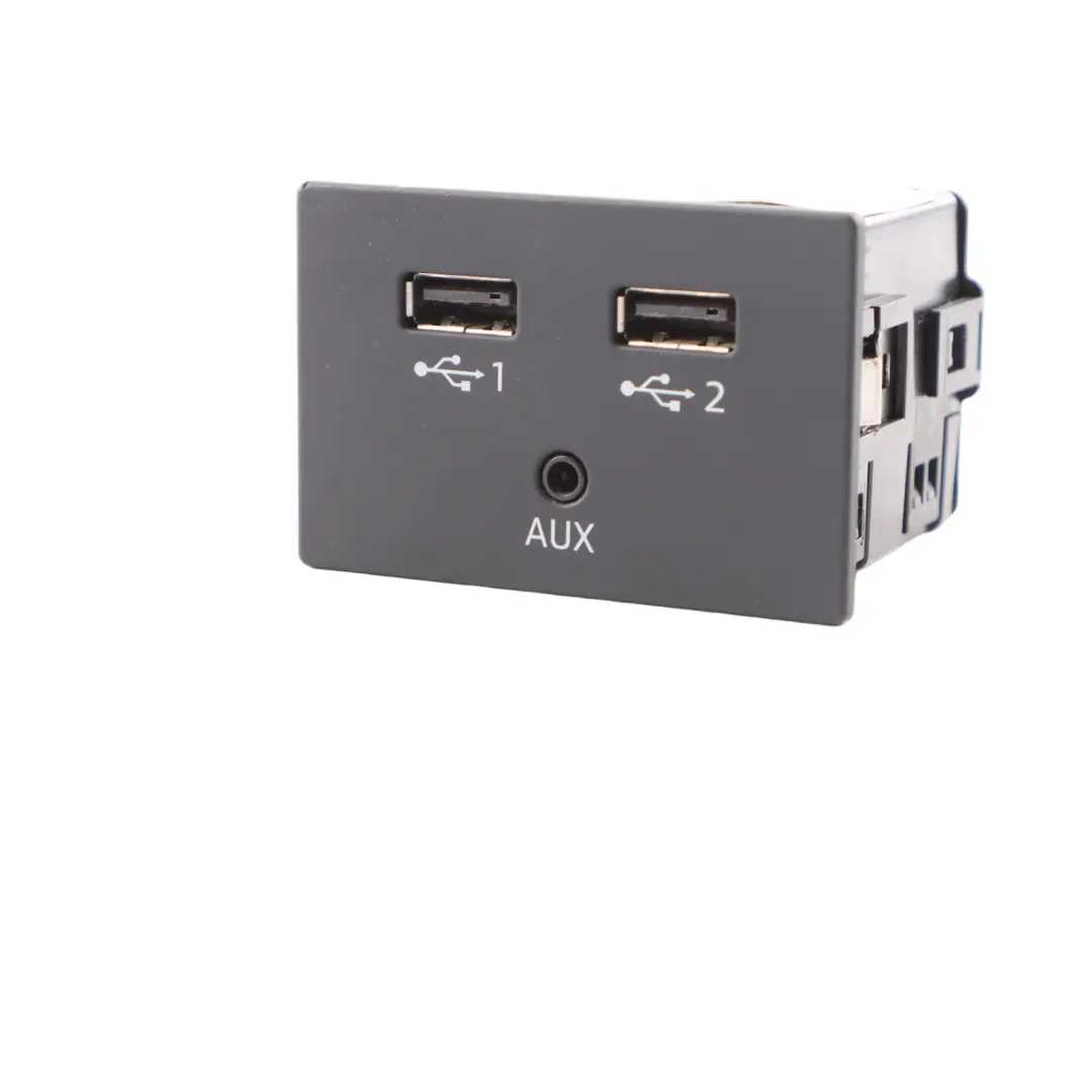 Audi A3 8V USB AUX Socket Plug Input Connector Media Port Panel - SKU 81A035736 - Numero di parte 81A035736