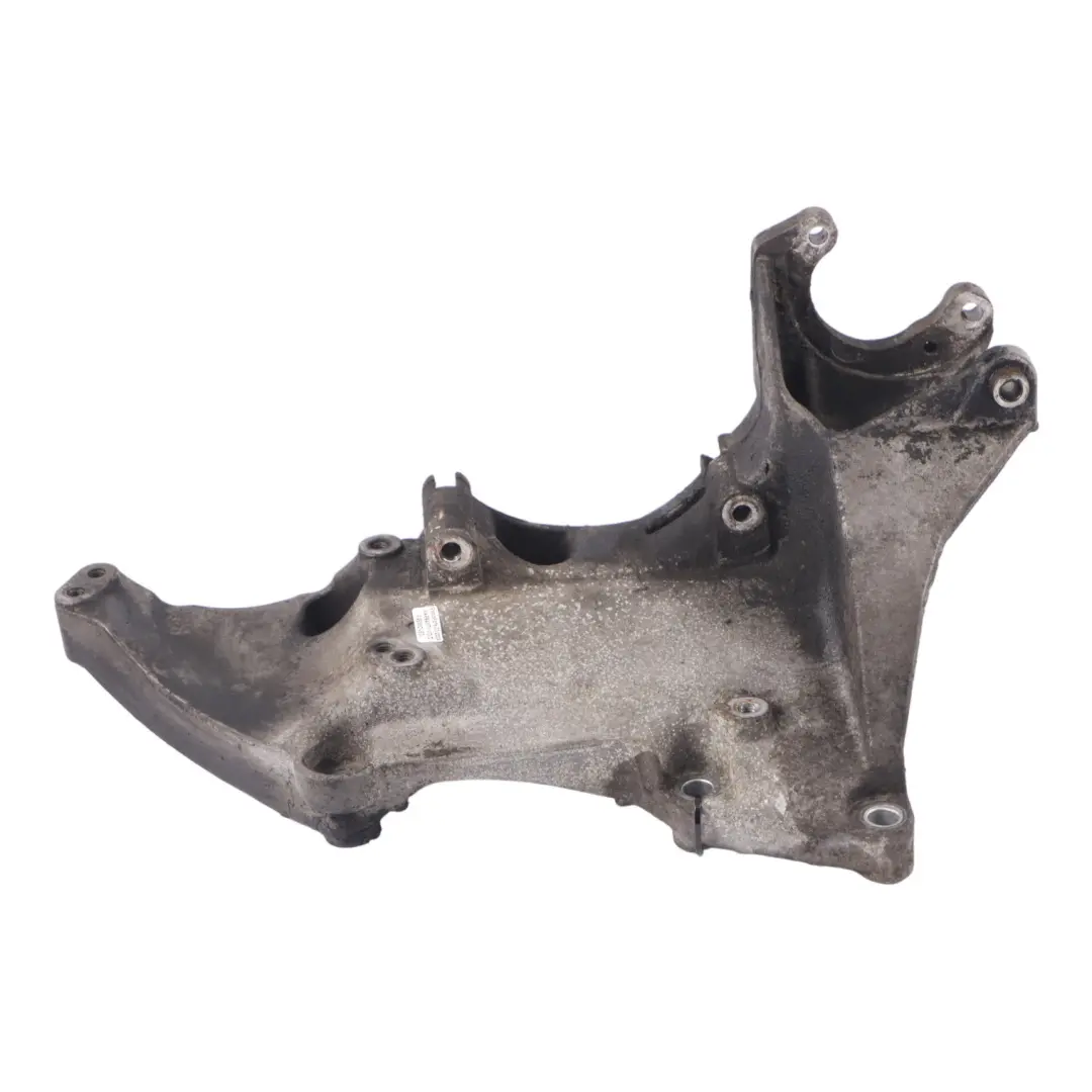 Alternador Generador Soporte Soporte para Renault Trafic II con número de pieza 8200183234 Renault Trafic II Alternador Generador Soporte Soporte - SKU 8200183234 - Número de pieza 8200183234
