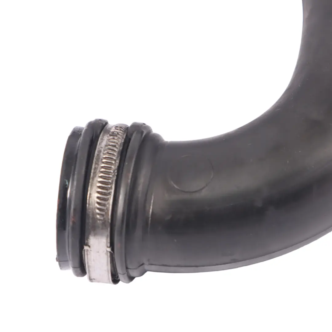 Inlet Intake Pipe Hose to Renault Trafic Opel Vivaro 1.9 DCI Air with Part number 8200396908B Renault Trafic Opel Vivaro 1.9 DCI Air Inlet Intake Pipe Hose - SKU 8200396908B - Part number 8200396908B