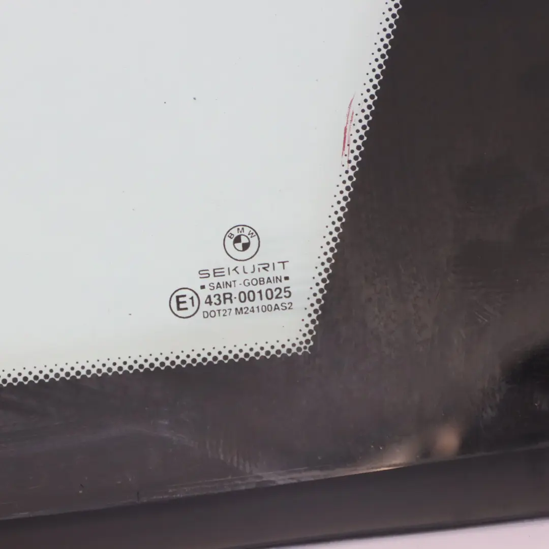BMW X5 E53 Verde Cristal Ventana Trasera Derecha AS2 - SKU 8402620-2 - Número de pieza 8402620