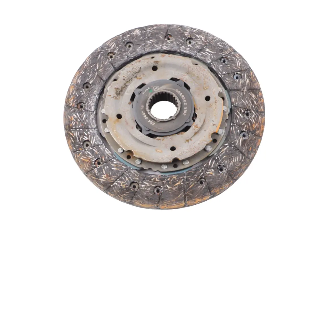 N47N N47S1 Diesel Clutch Plate Disc Parts Kit Set to BMW X1 E84 F20 F30 with Part number 8631808 BMW X1 E84 F20 F30 N47N N47S1 Diesel Clutch Plate Disc Parts Kit Set - SKU 8631808 - Part number 8631808