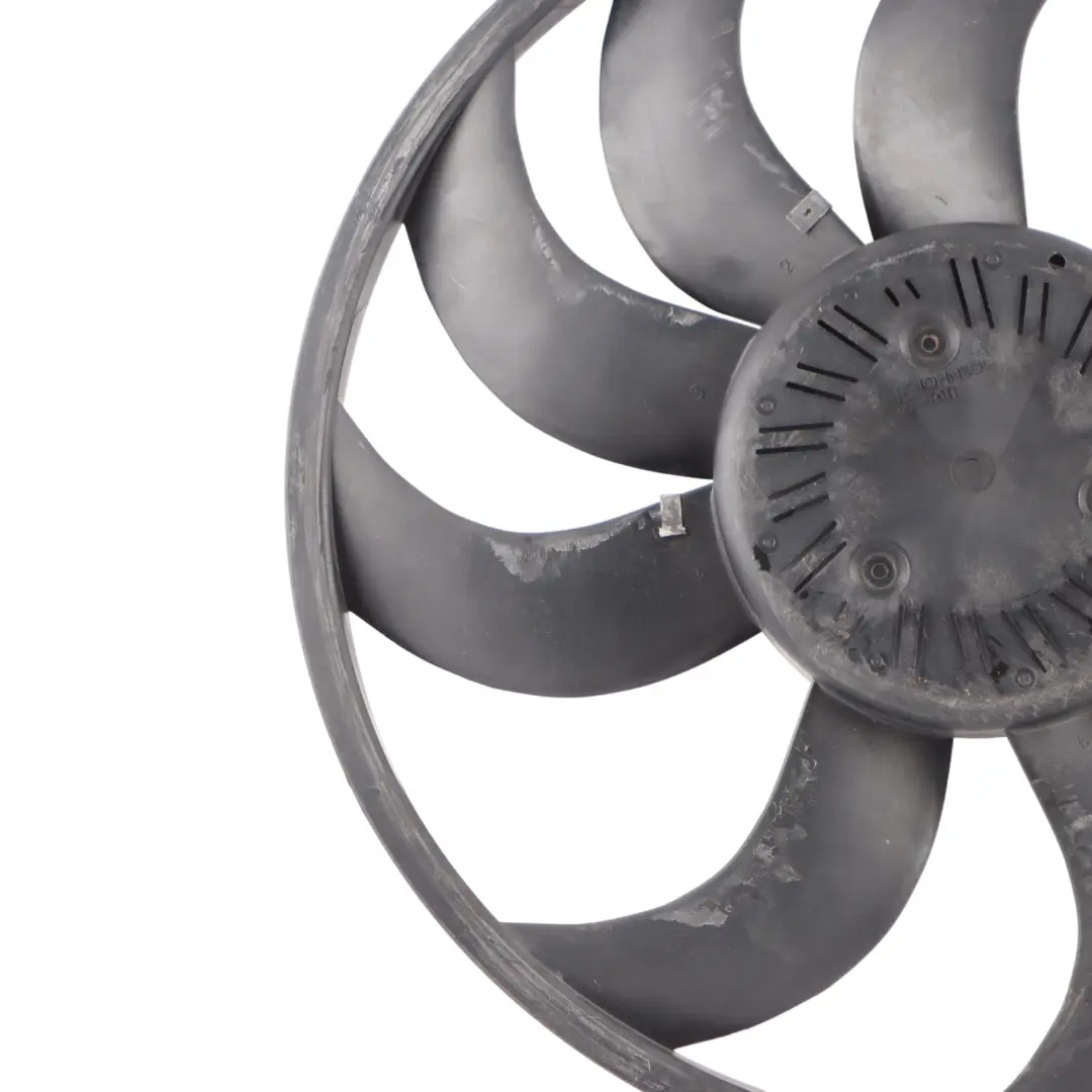 Ventilador Radiador 600W Refrigeración para BMW F20 F21 F30 F31 F32 Motor con número de pieza 8641964 BMW F20 F21 F30 F31 F32 Motor Ventilador Radiador 600W Refrigeración - SKU 8641964-2 - Número de pieza 8641964