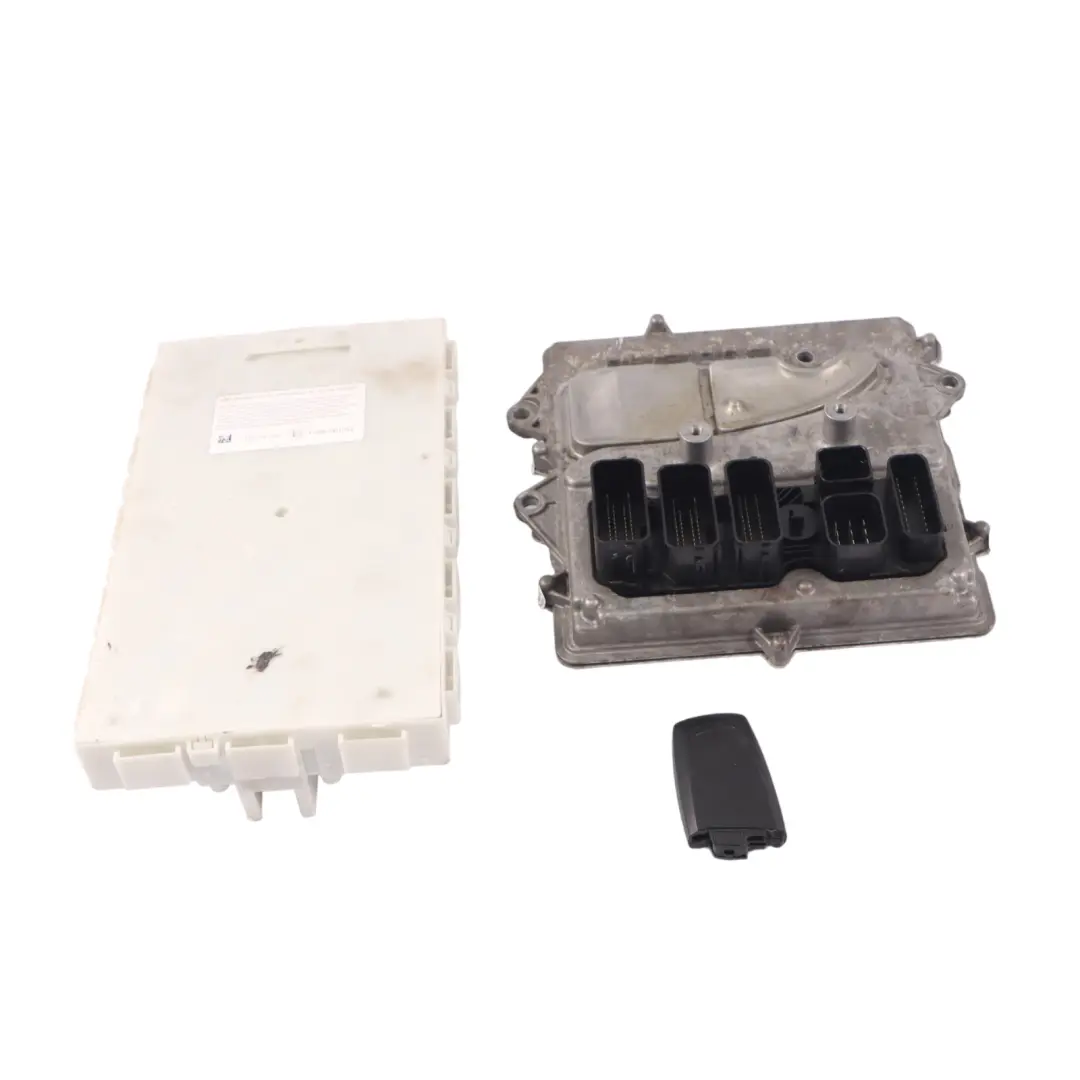 BMW F80 M3 F82 F83 M4 431HP Sterownik Silnika ECU DME FEM Kluczyk - SKU 8672514-1 - Numer Części 8672514