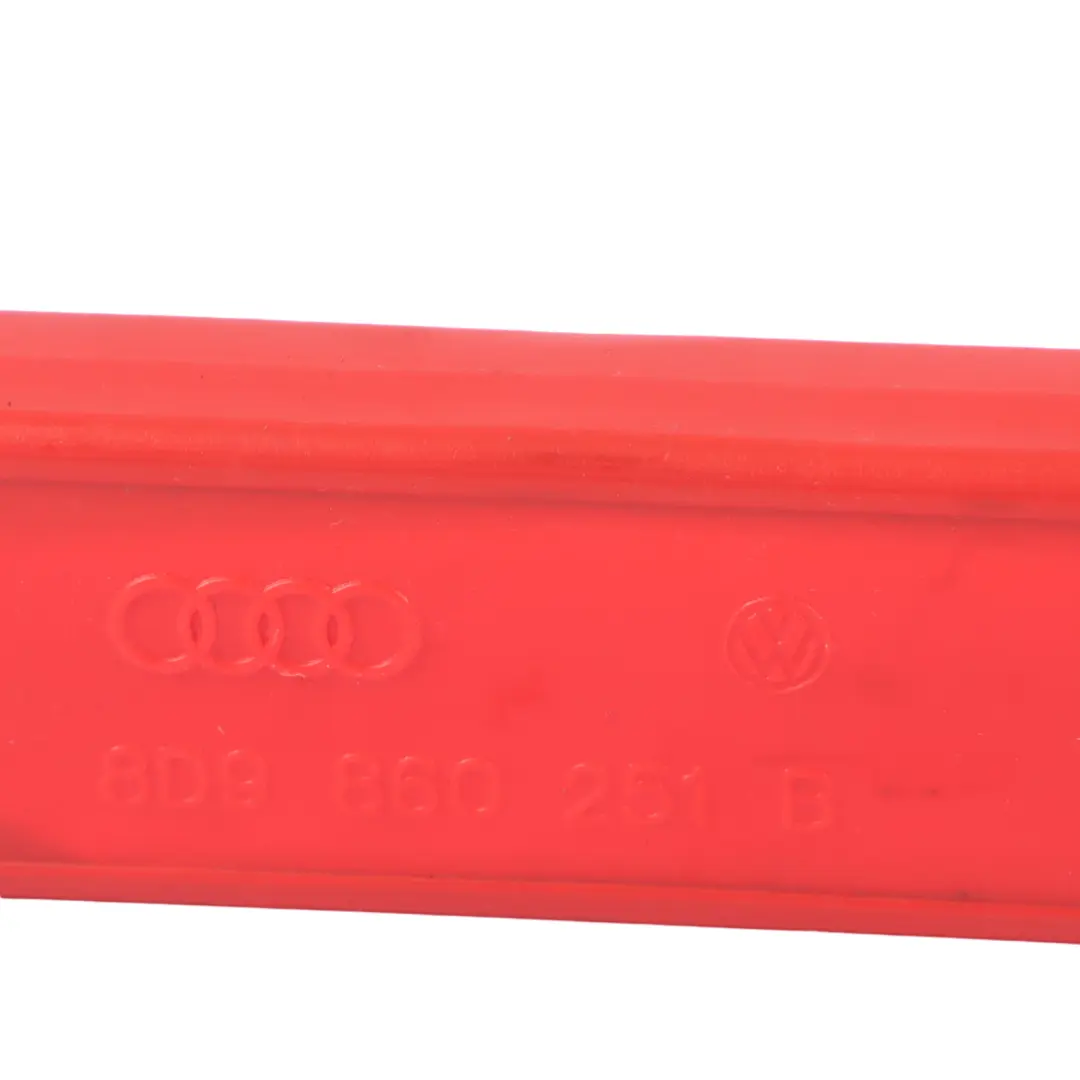 Advertencia Peligro Triángulo de Emergencia para Volkswagen VW Tiguan 5N con número de pieza 8D9860251B Volkswagen VW Tiguan 5N Advertencia Peligro Triángulo de Emergencia - SKU 8D9860251B - Número de pieza 8D9860251B