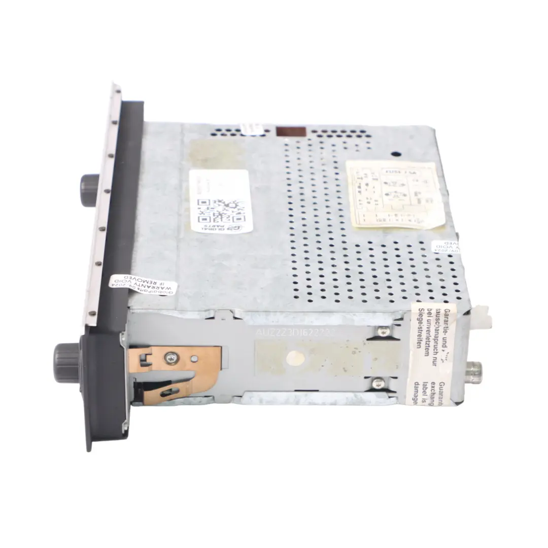 Radio Player Head Unit CD Stereo Concert to Audi A4 B7 with Part number 8E0057186DX Audi A4 B7 Radio Player Head Unit CD Stereo Concert - SKU 8E0057186DX - Part number 8E0057186DX