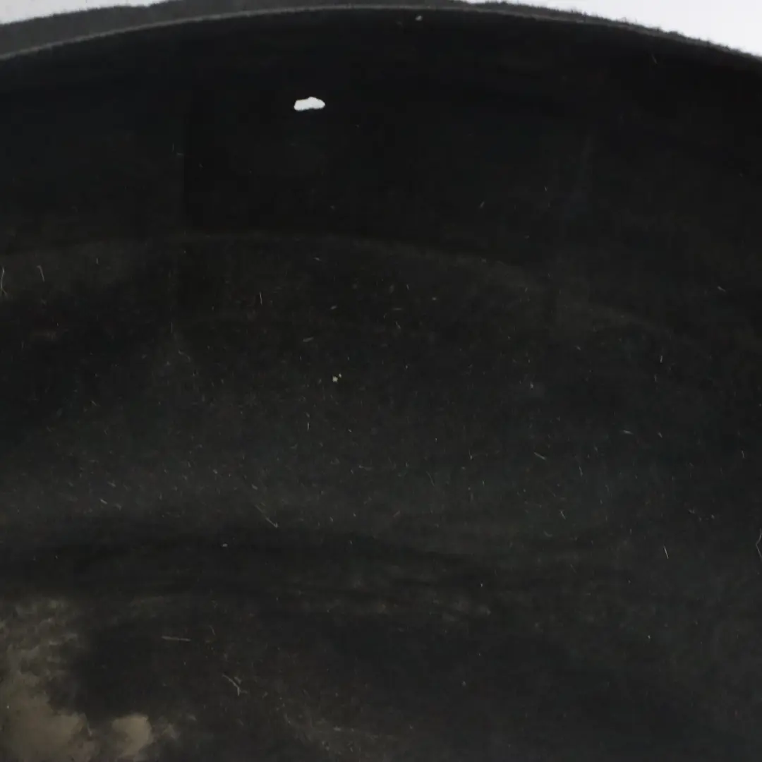 Audi A4 B7 Radkasten Hinten Rechts Spritzschutz Auskleidung - SKU 8E0810172C - Teilenummer 8E0810172C