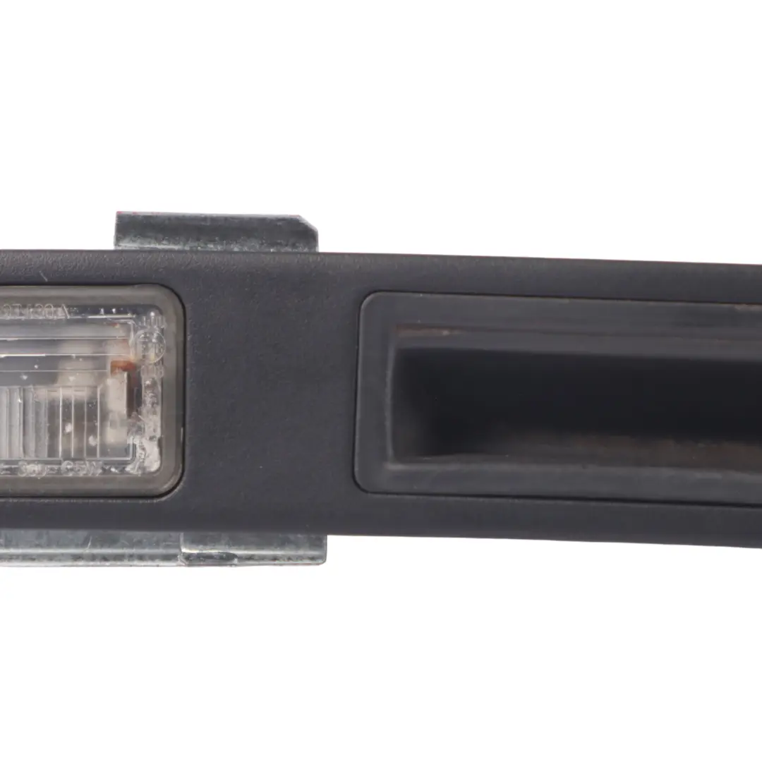 Audi A4 B7 Portellone Bagagliaio Coperchio Maniglia Rivestimento - SKU 8E0827574C - Numero di parte 8E0827574C