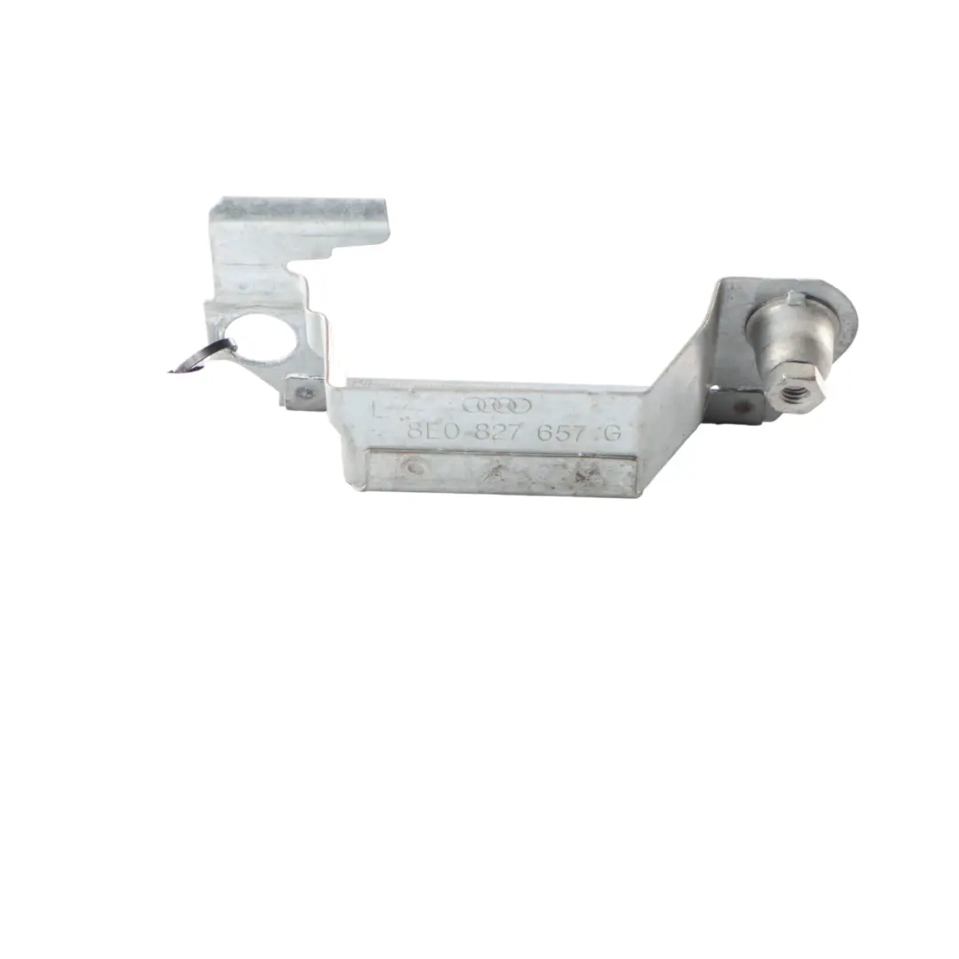Skoda Octavia II Retención Embellecedor Soporte Trasero Izquierdo - SKU 8E0827657G - Número de pieza 8E0827657G