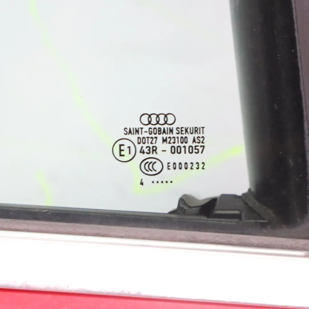 Puerta Trasera Derecha Brilliant Red Rojo - Y3J para Audi A4 B7 Avant con número de pieza 8E0833052J Audi A4 B7 Avant Puerta Trasera Derecha Brilliant Red Rojo - Y3J - SKU 8E0833052J-BRR - Número de pieza 8E0833052J