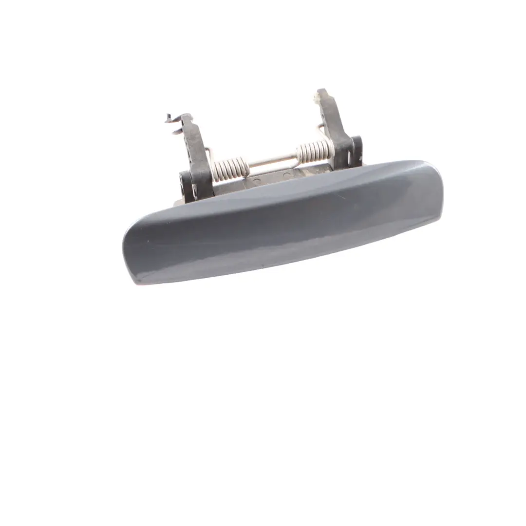 Asidero para puerta trasera derecha exterior de en gris delfín X7Z para Audi A3 8P con número de pieza 8E0839207 Audi A3 8P Asidero para puerta trasera derecha exterior de en gris delfín X7Z - SKU 8E0839207-DGM - Número de pieza 8E0839207