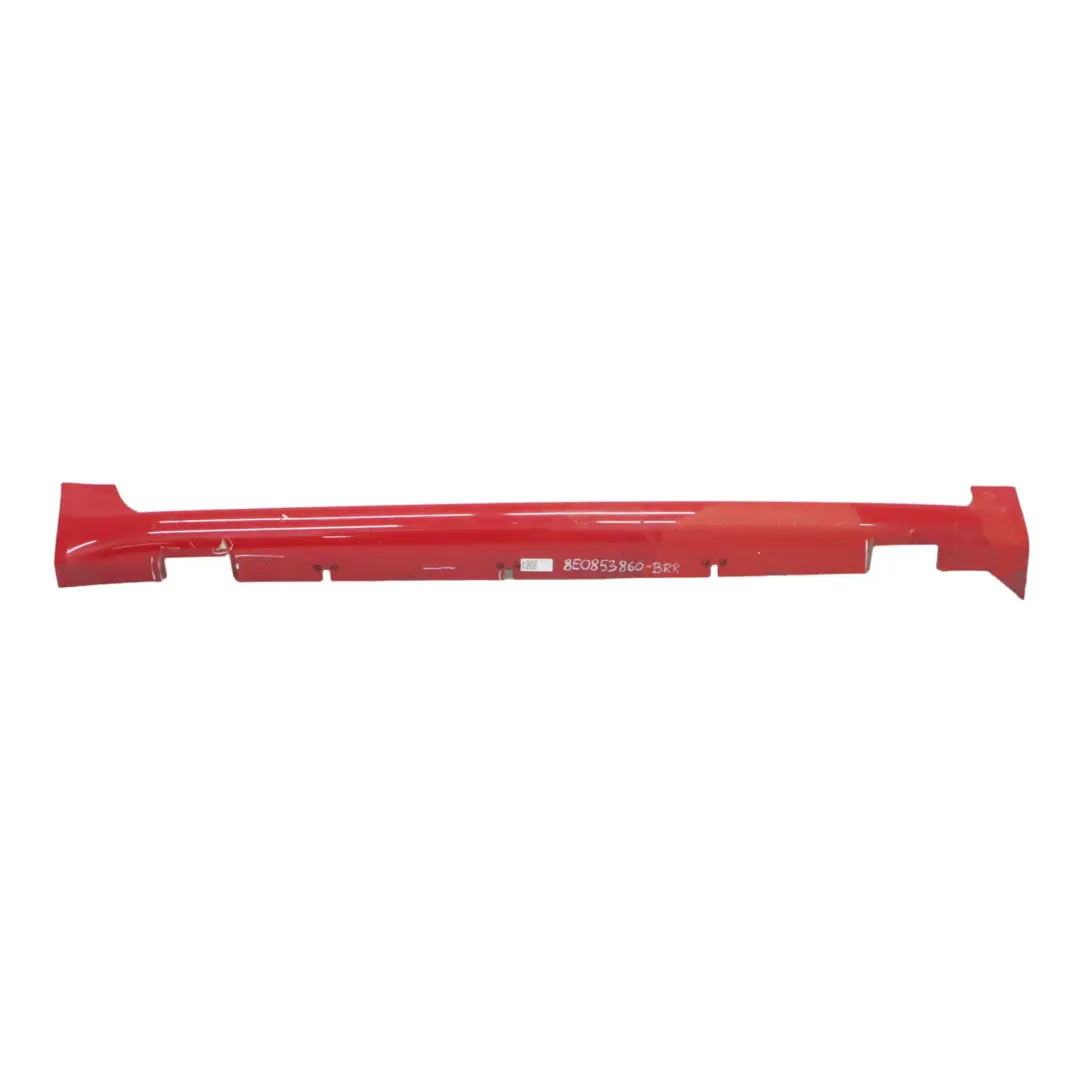Faldón Lateral Derecho Panel Cubre Umbral de Puerta Brilliant Red Y3J para Audi A4 B7 con número de pieza 8E0853860 Audi A4 B7 Faldón Lateral Derecho Panel Cubre Umbral de Puerta Brilliant Red Y3J - SKU 8E0853860-BRR - Número de pieza 8E0853860