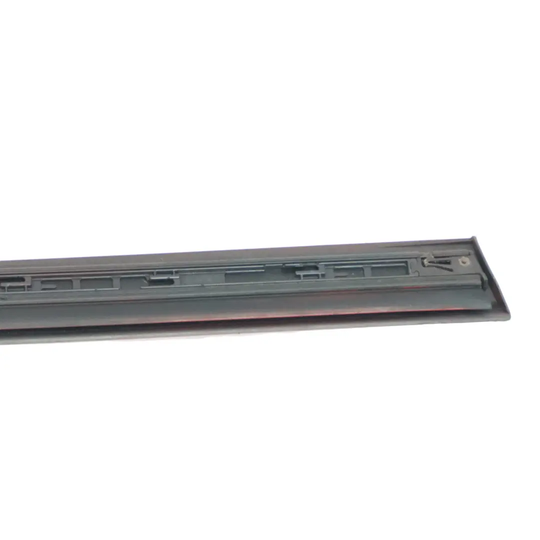 Audi A4 B7 Cache Latérale Seuil Panneau Droit Brilliant Red - Y3J - SKU 8E0853960E-BRR - Numéro de pièce 8E0853960E