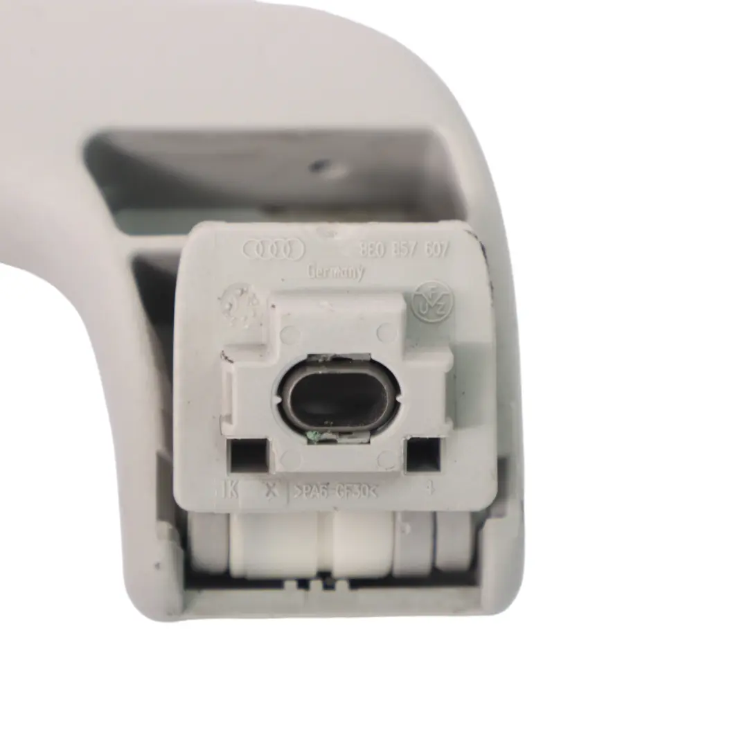 Raczki Uchwyty Podsufitki Zestaw Szare do Audi A4 B7 o numerze 8E0857607 Audi A4 B7 Raczki Uchwyty Podsufitki Zestaw Szare - SKU 8E0857607 - Numer Części 8E0857607