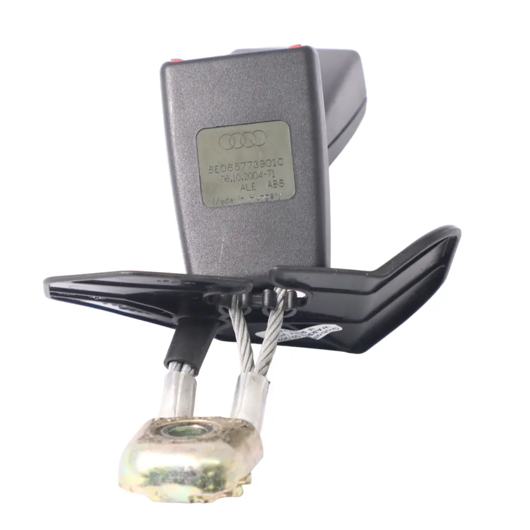Doble cinturón seguridad bloqueo hebilla trasera izquierda para Audi A4 B7 con número de pieza 8E0857739 Audi A4 B7 Doble cinturón seguridad bloqueo hebilla trasera izquierda - SKU 8E0857739 - Número de pieza 8E0857739