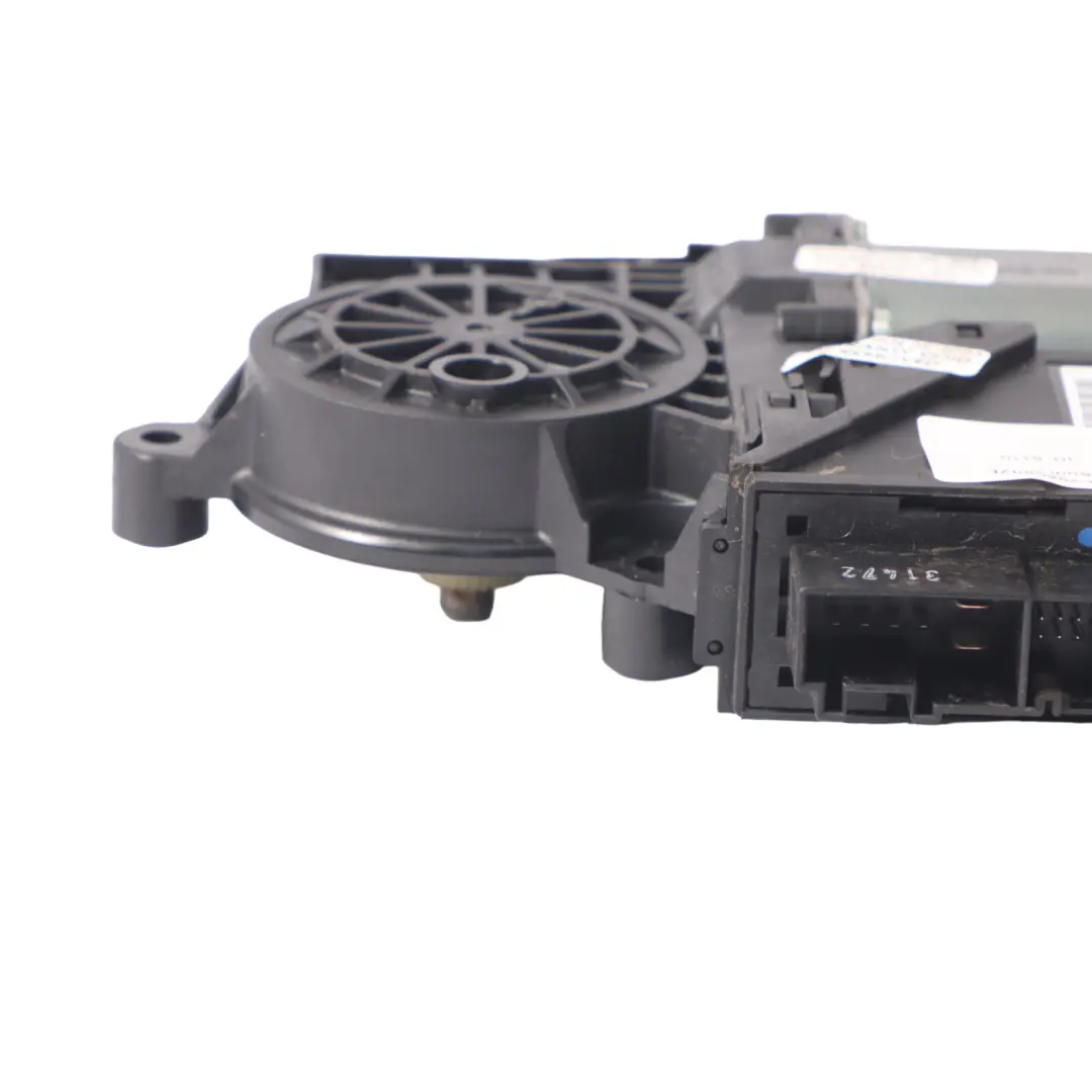 Driver's Door Window Lifter Motor Front Right O/S 8E2959802B to Audi A4 B7 with Part number 8E2959802E Audi A4 B7 Driver's Door Window Lifter Motor Front Right O/S 8E2959802B - SKU RHD-8E2959802E - Part number 8E2959802E