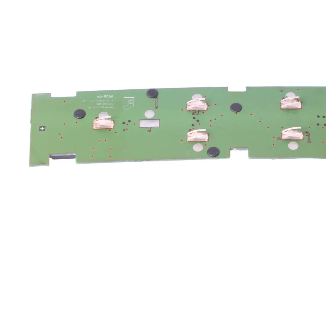 Moduł Anteny Wzmacniacz do Audi A4 B7 o numerze 8E5035225D Audi A4 B7 Moduł Anteny Wzmacniacz - SKU 8E5035225D - Numer Części 8E5035225D