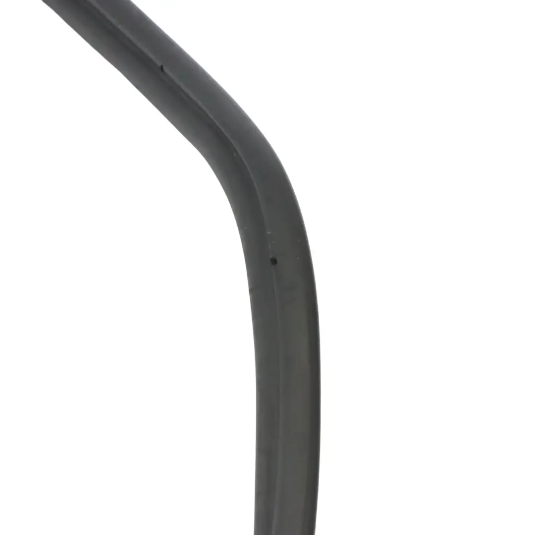 Trunk Bootlid Hatch Trunk Seal Gasket Rubber to Audi A4 B7 with Part number 8E5827705L Audi A4 B7 Trunk Bootlid Hatch Trunk Seal Gasket Rubber - SKU 8E5827705L - Part number 8E5827705L