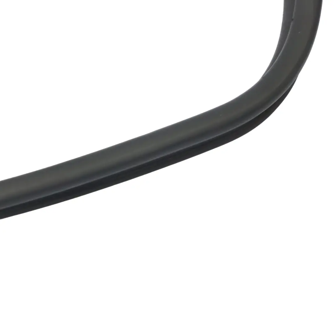 Joint Coffre pour Audi A4 B7 à propos du numéro de pièce 8E5827705L Audi A4 B7 Joint Coffre - SKU 8E5827705L - Numéro de pièce 8E5827705L